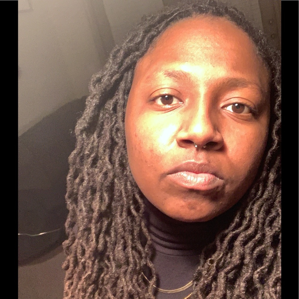 Meet your Posher, Alysia